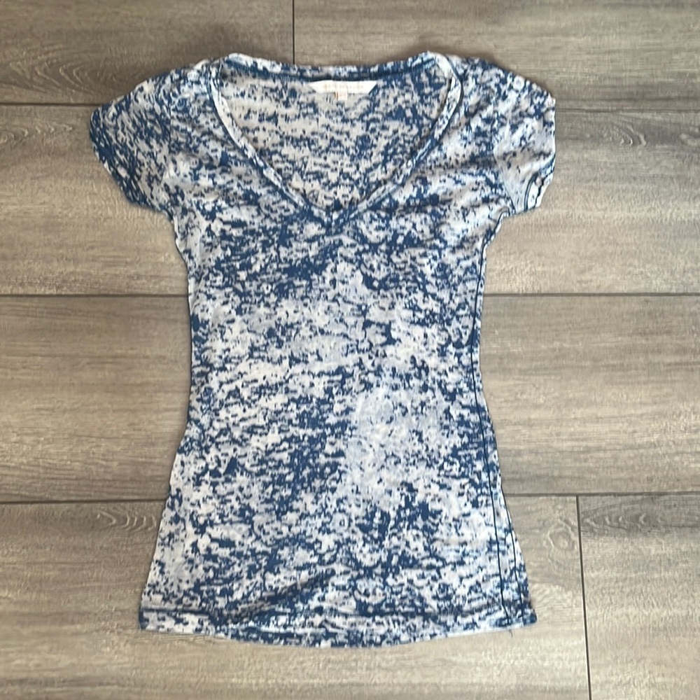 MM22 Urban behaviour tee